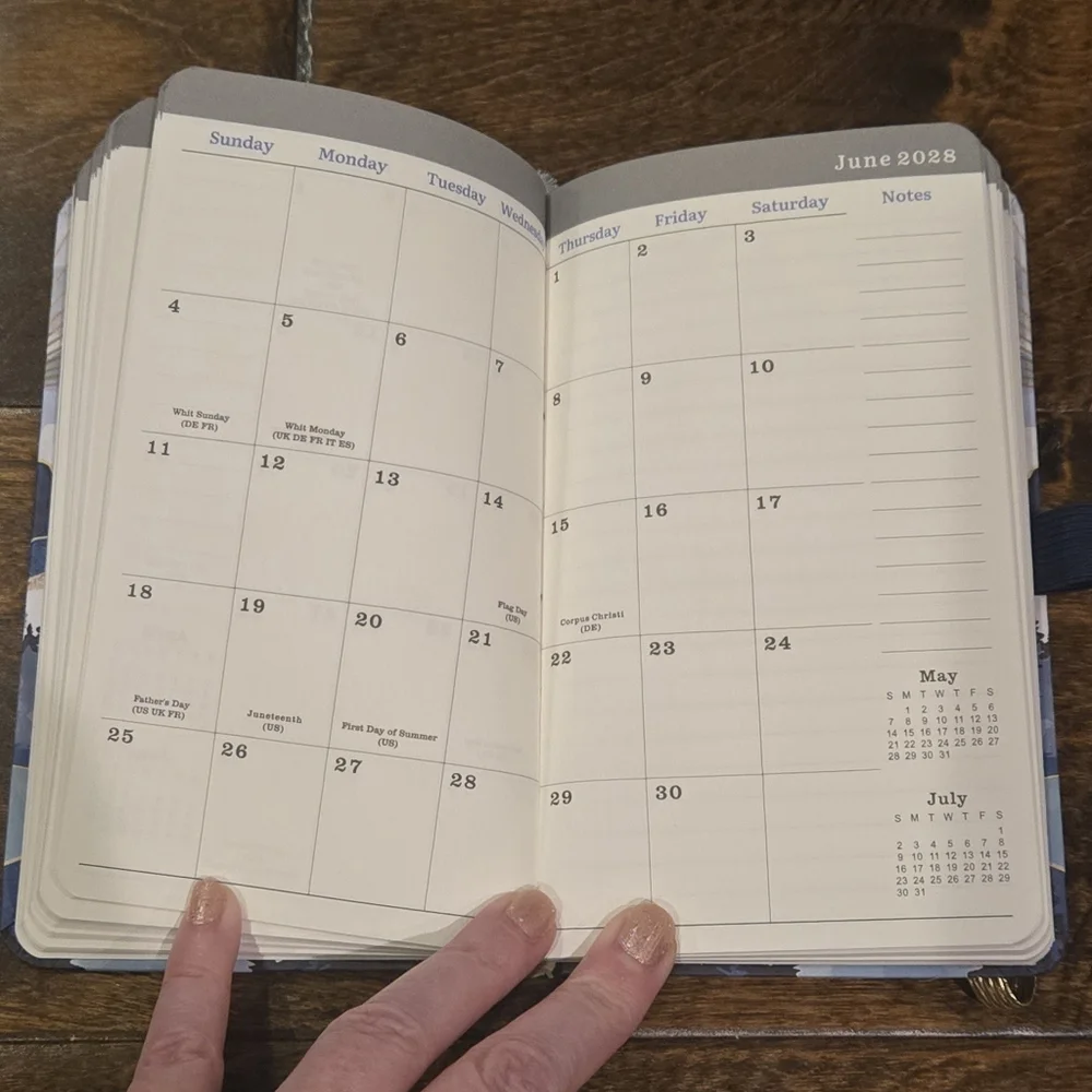 NWOT Hardback 3 Year Pocket Monthly Planner